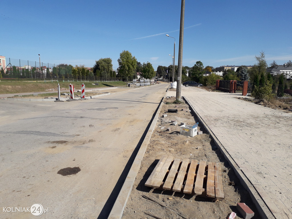Prace budowlane na ulicy Dąbrowskiej w Kolnie