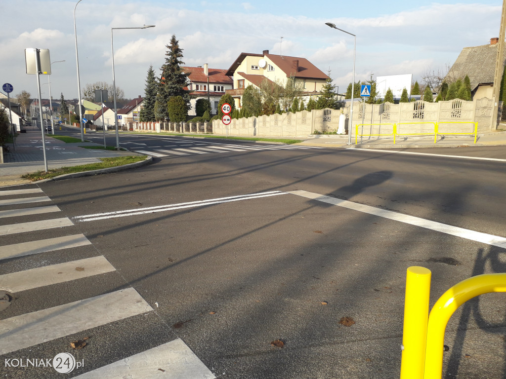 Bije w oczy chociażby brak wysepki