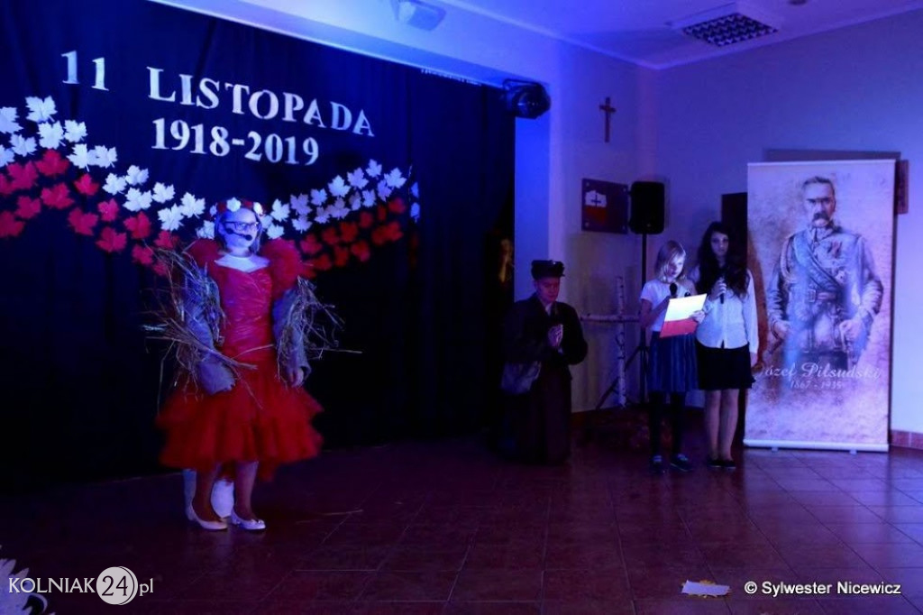 Wieczornica w Czerwonem