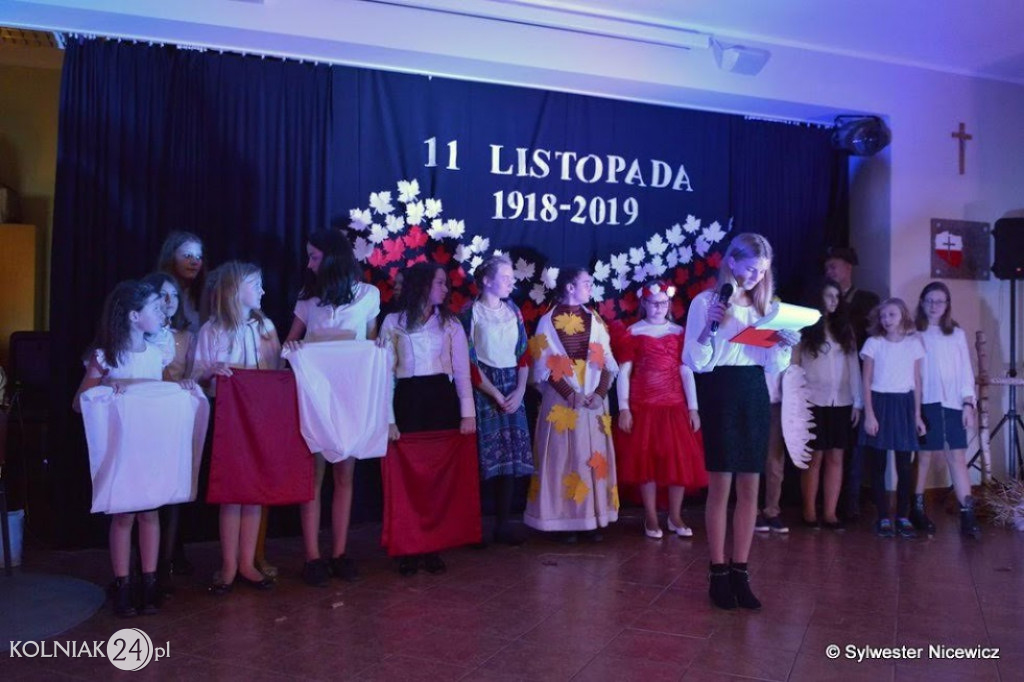 Wieczornica w Czerwonem
