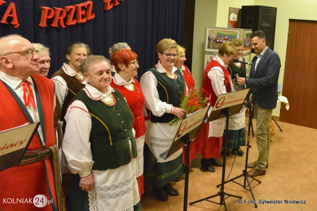 Z MUZYKĄ PRZEZ ŻYCIE
