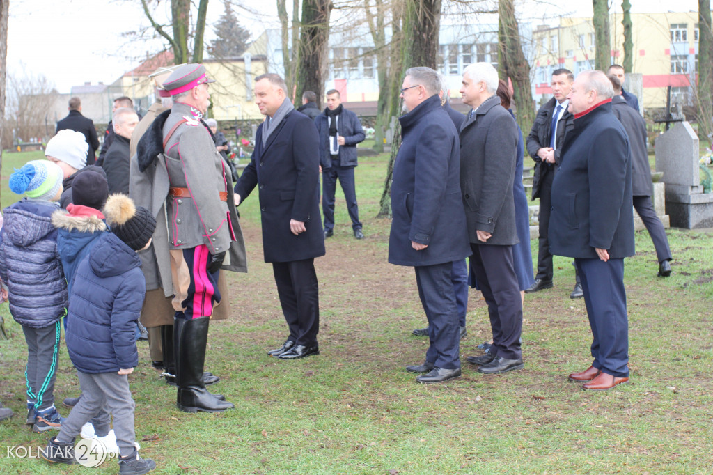 Prezydent składa kwiaty pod pomnikami w Kolnie