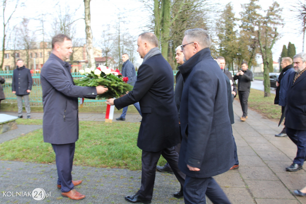 Prezydent składa kwiaty pod pomnikami w Kolnie