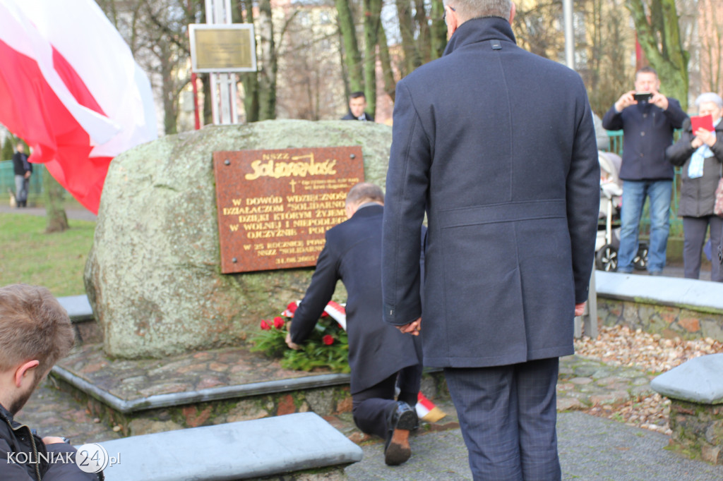 Prezydent składa kwiaty pod pomnikami w Kolnie