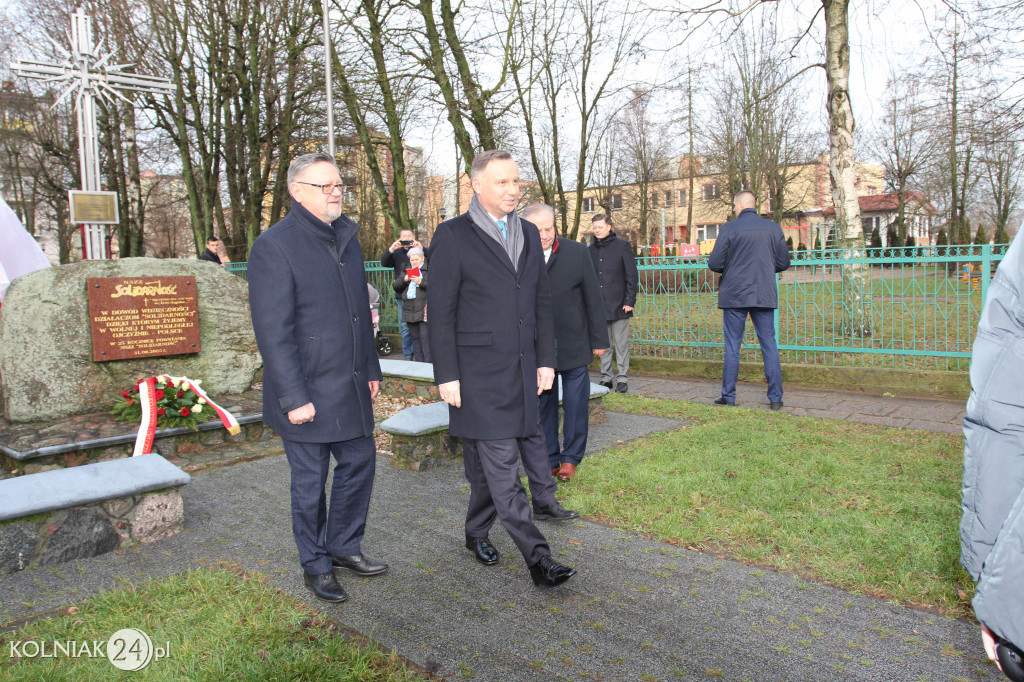 Prezydent składa kwiaty pod pomnikami w Kolnie