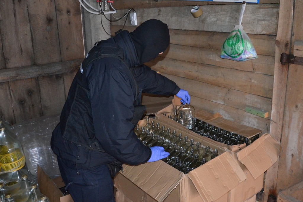 500 litrów nielegalnego alkoholu