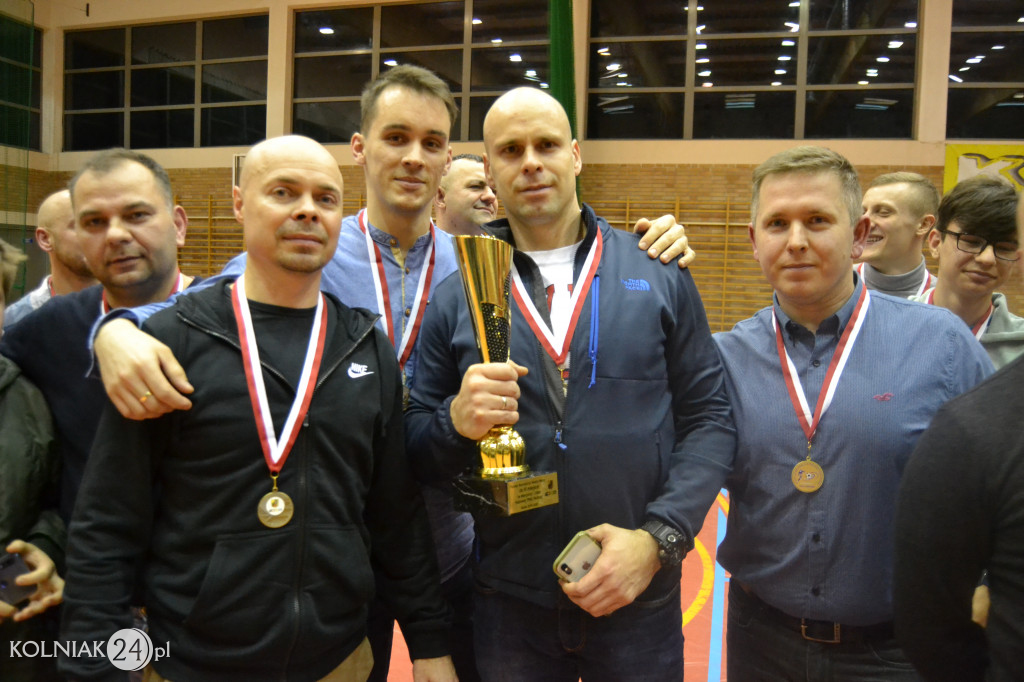 Ostatnia kolejka halówki