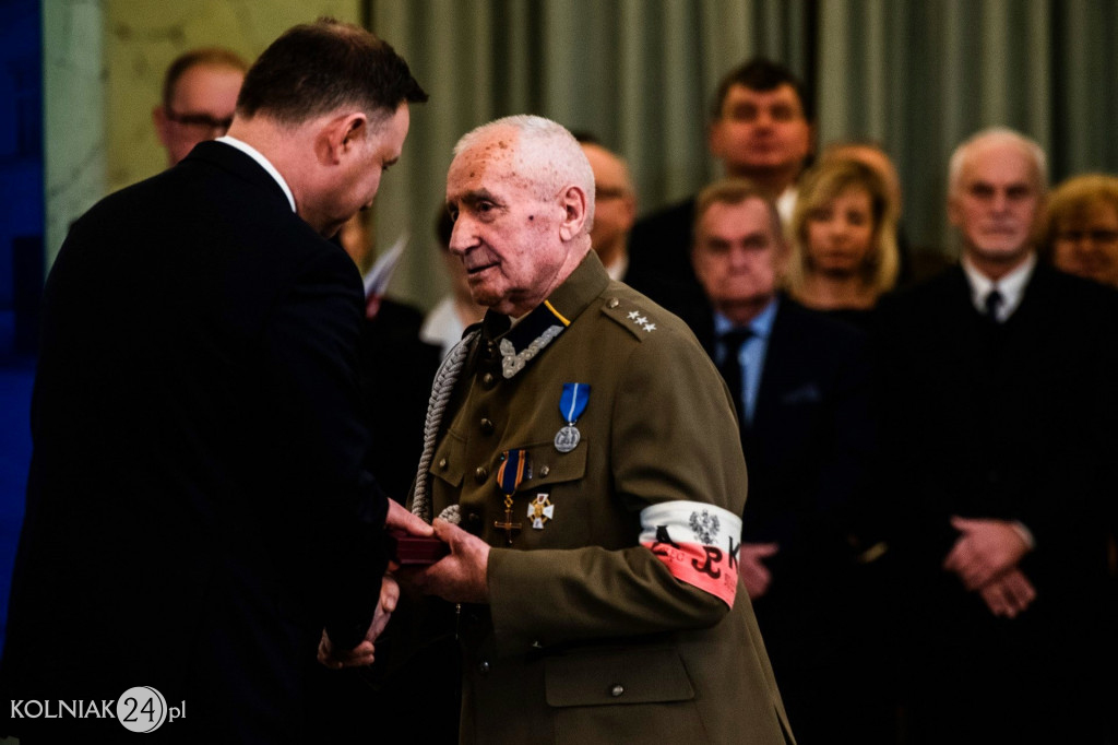 Obchody z udziałem 1PBOT