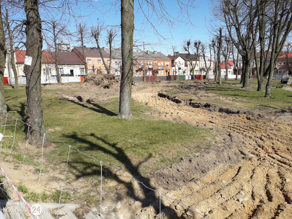 Ruszyły prace ziemne w parku miejskim