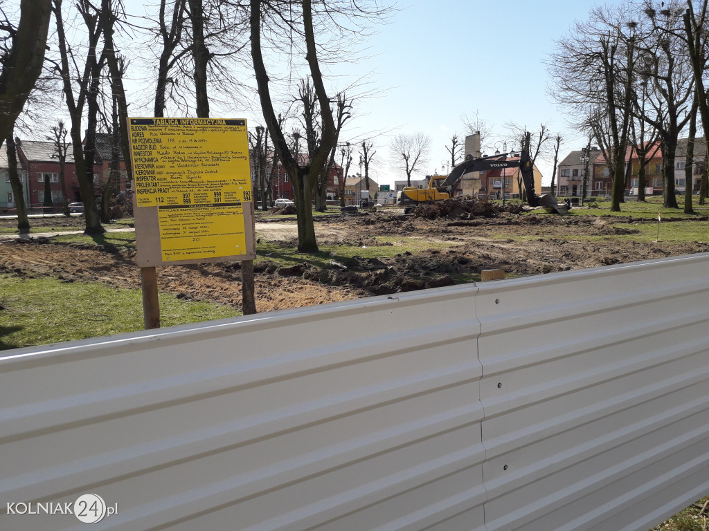 Ruszyły prace ziemne w parku miejskim