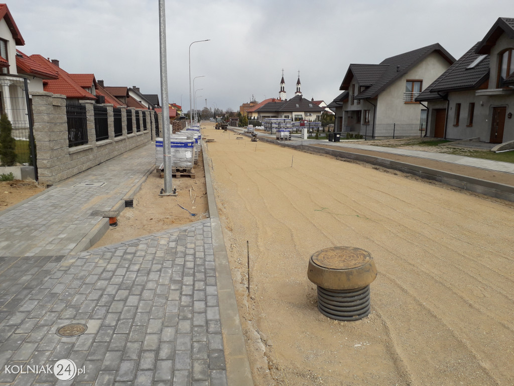 Budowa ulic w Kolnie: Akacjowa i Bukowa