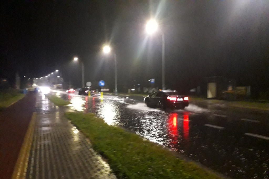 Zalana ulica Księcia Janusza w Kolnie (22 sierpnia)
