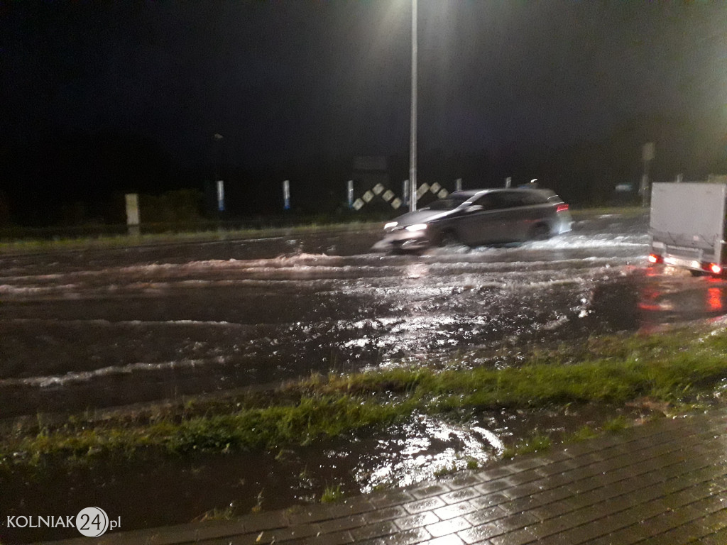 Zalana ulica Księcia Janusza w Kolnie (22 sierpnia)
