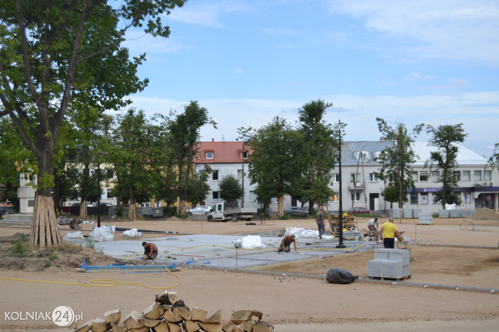 Postępy prac na Placu Wolności w Kolnie