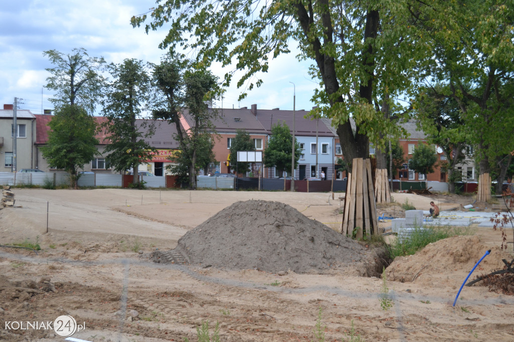 Postępy prac na Placu Wolności w Kolnie