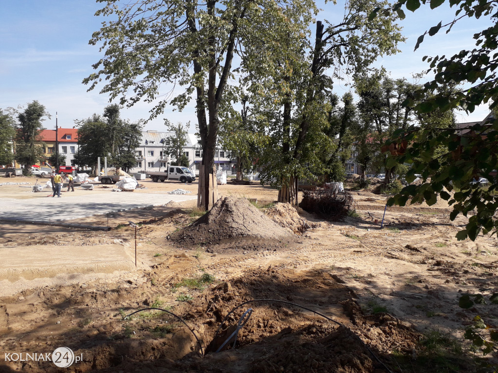 Postępy prac na Placu Wolności w Kolnie