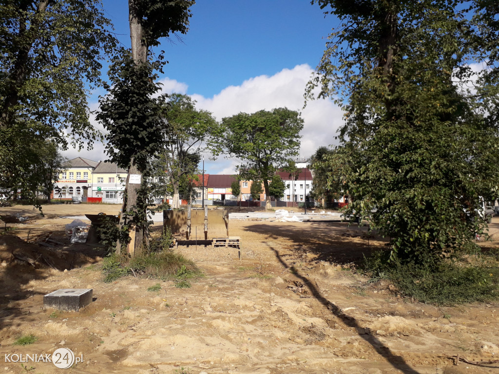 Postępy prac na Placu Wolności w Kolnie