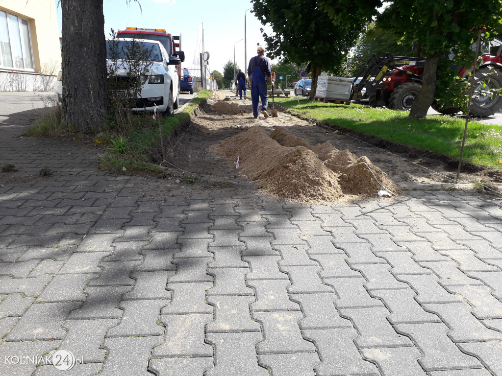 Chodnik na ulicy Sportowej w Kolnie