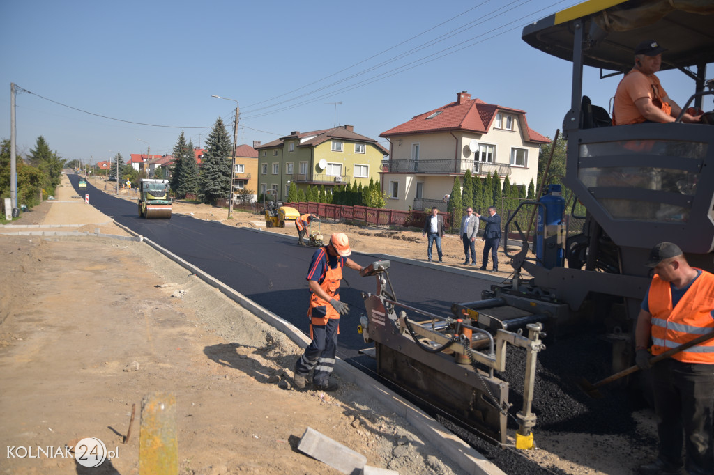 Asfalt na ulicy Konopnickiej