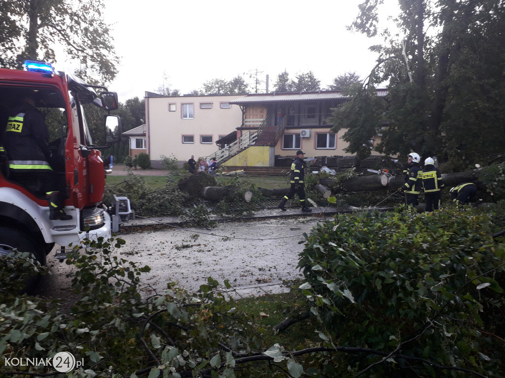 Gwałtowna nawałnica przeszła  nad powiatem kolneńskim