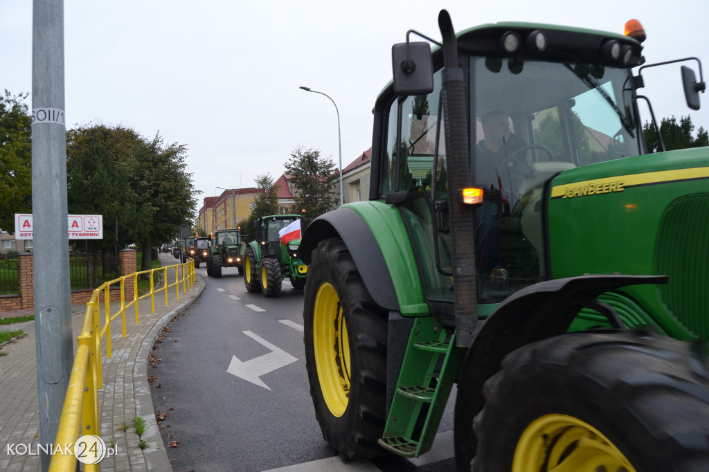 Rolnicy protestują przeciwko tzw. piątce dla zwierząt