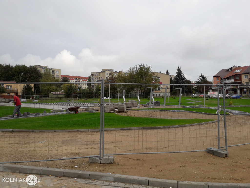 Zagospodarowanie placu przy stadionie miejskim