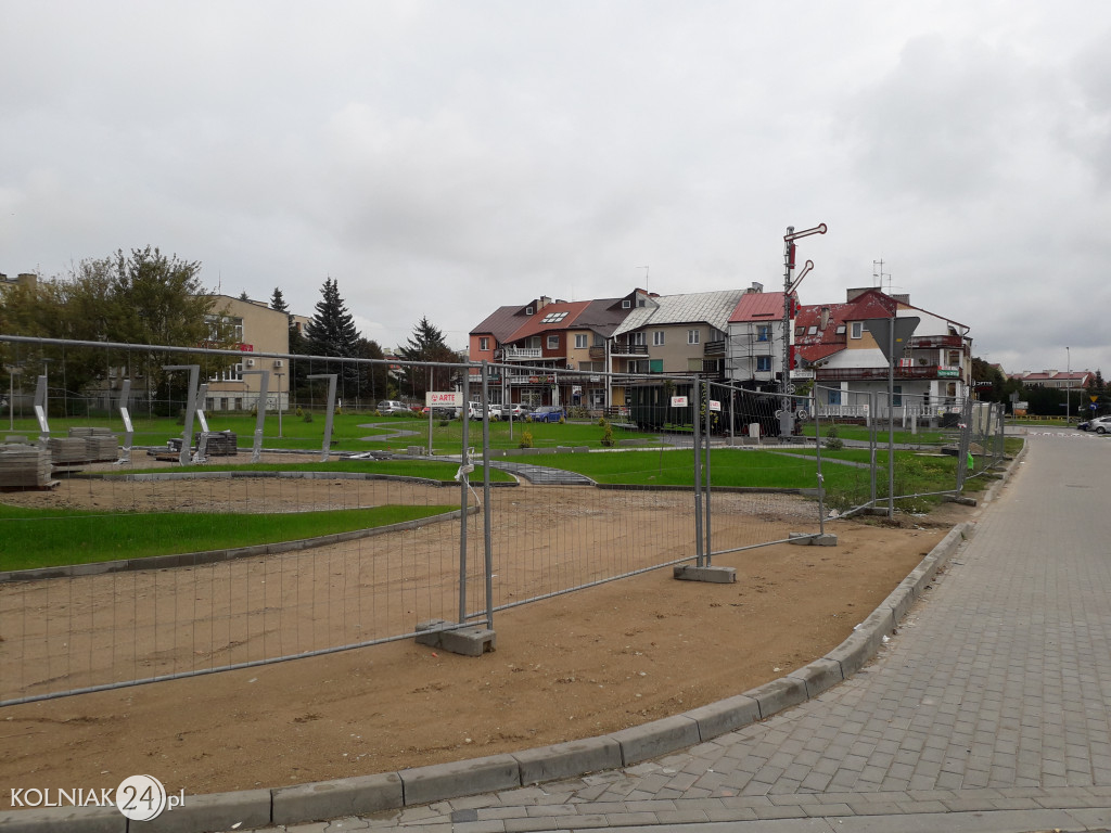 Zagospodarowanie placu przy stadionie miejskim