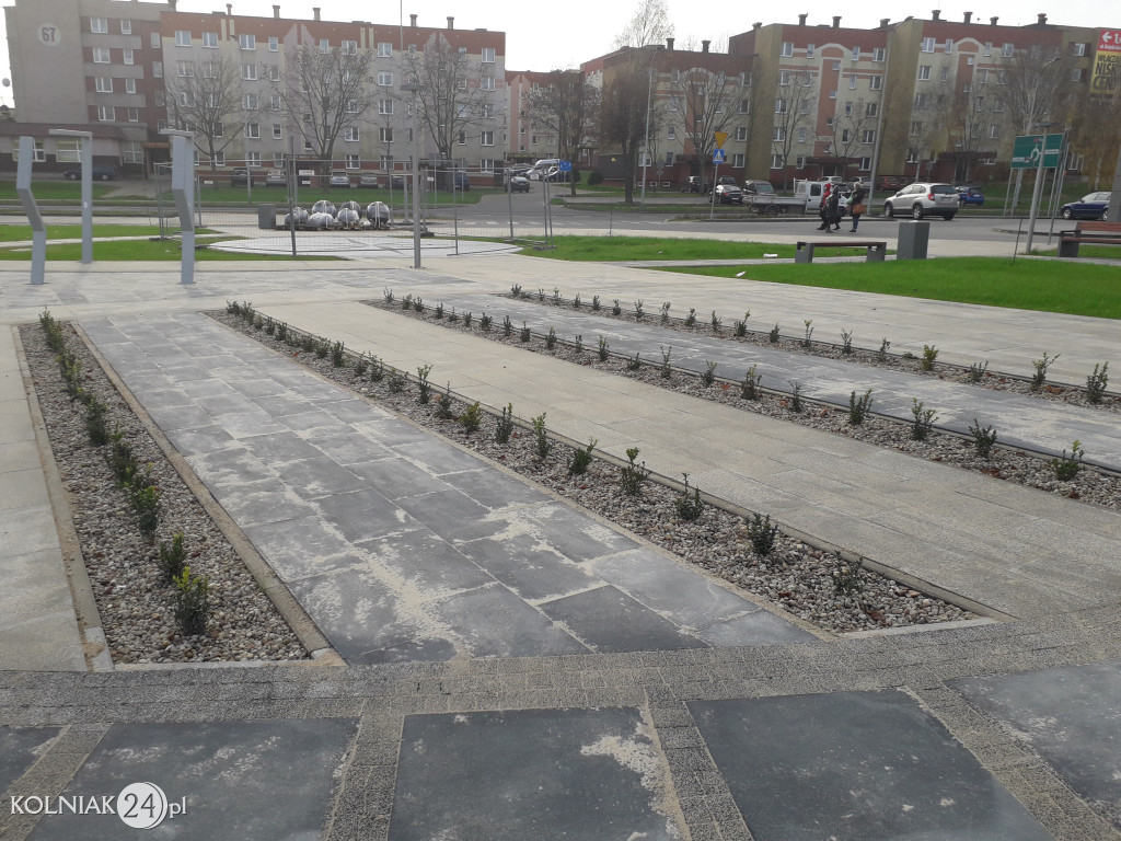 Zagospodarowanie placu przy stadionie miejskim