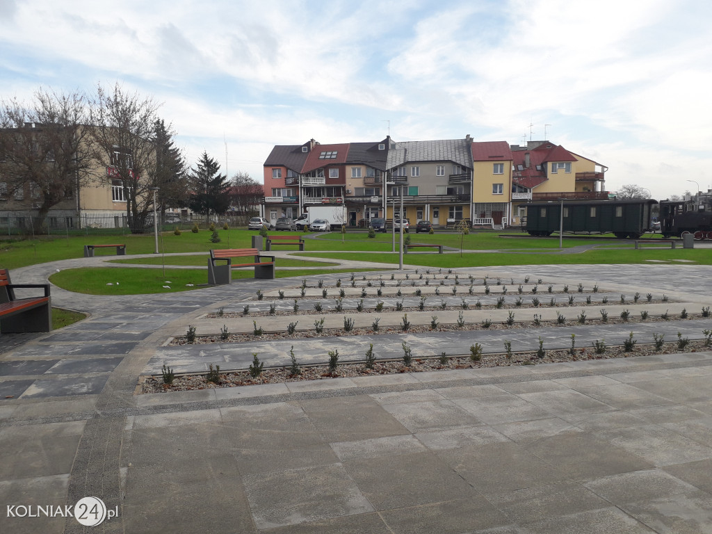 Zagospodarowanie placu przy stadionie miejskim