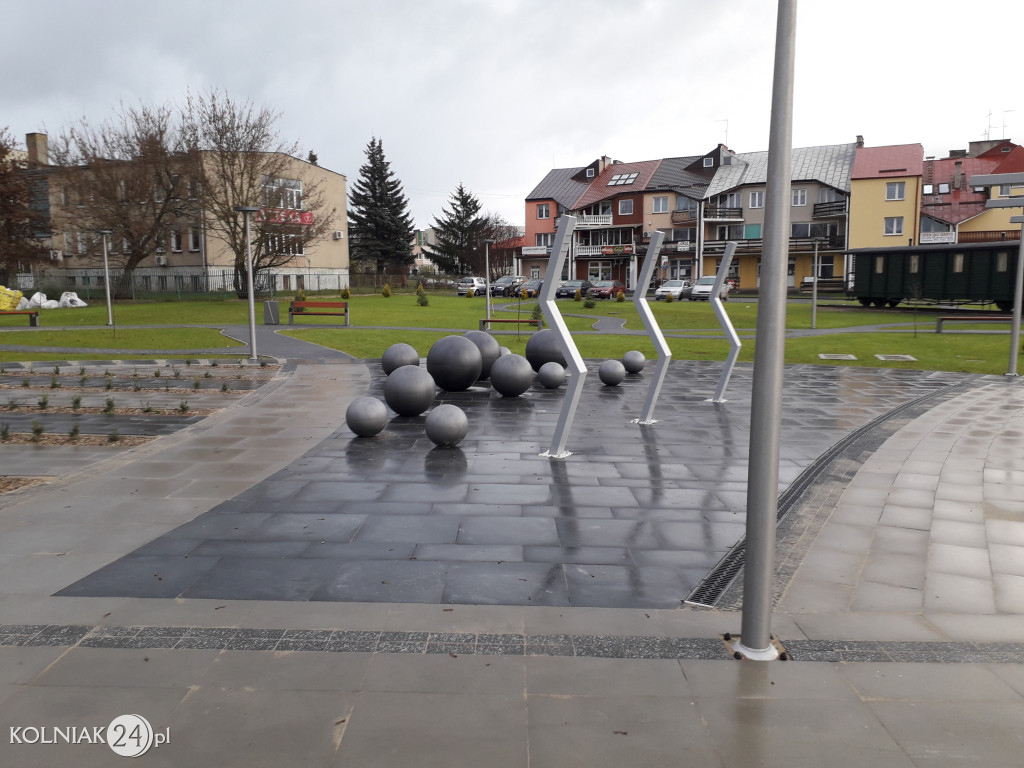 Zagospodarowanie placu przy stadionie miejskim