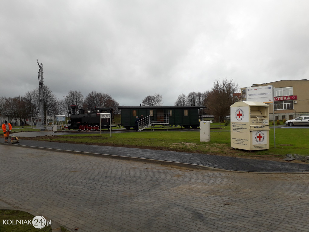 Zagospodarowanie placu przy stadionie miejskim