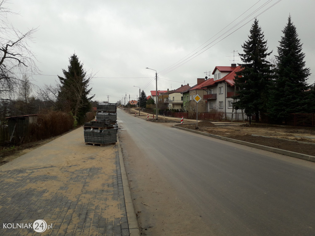 Asfalt na ulicy Konopnickiej w Kolnie (część 2.)