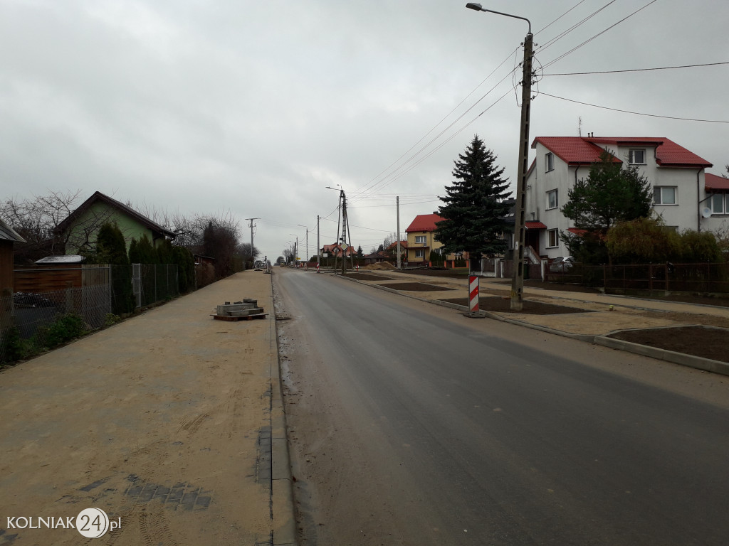 Asfalt na ulicy Konopnickiej w Kolnie (część 2.)