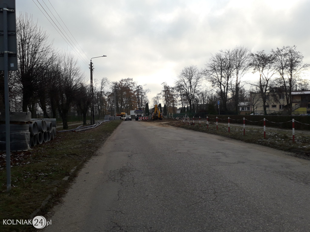 Asfalt na ulicy Konopnickiej w Kolnie (część 2.)