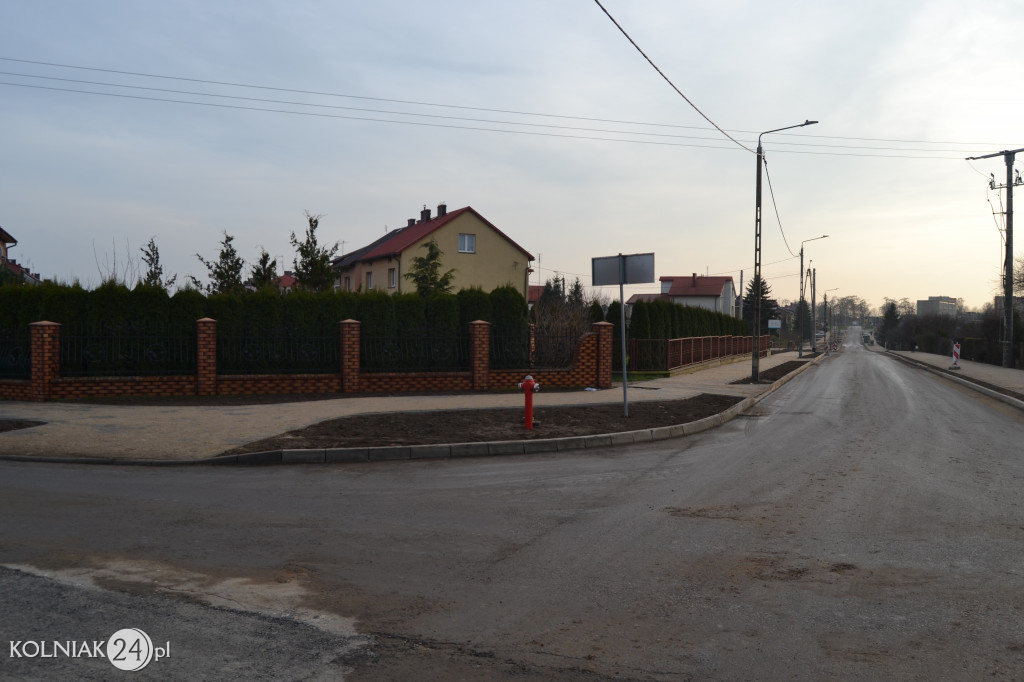 Asfalt na ulicy Konopnickiej w Kolnie (część 2.)