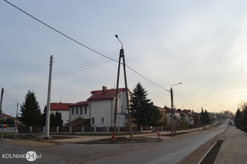 Asfalt na ulicy Konopnickiej w Kolnie (część 2.)