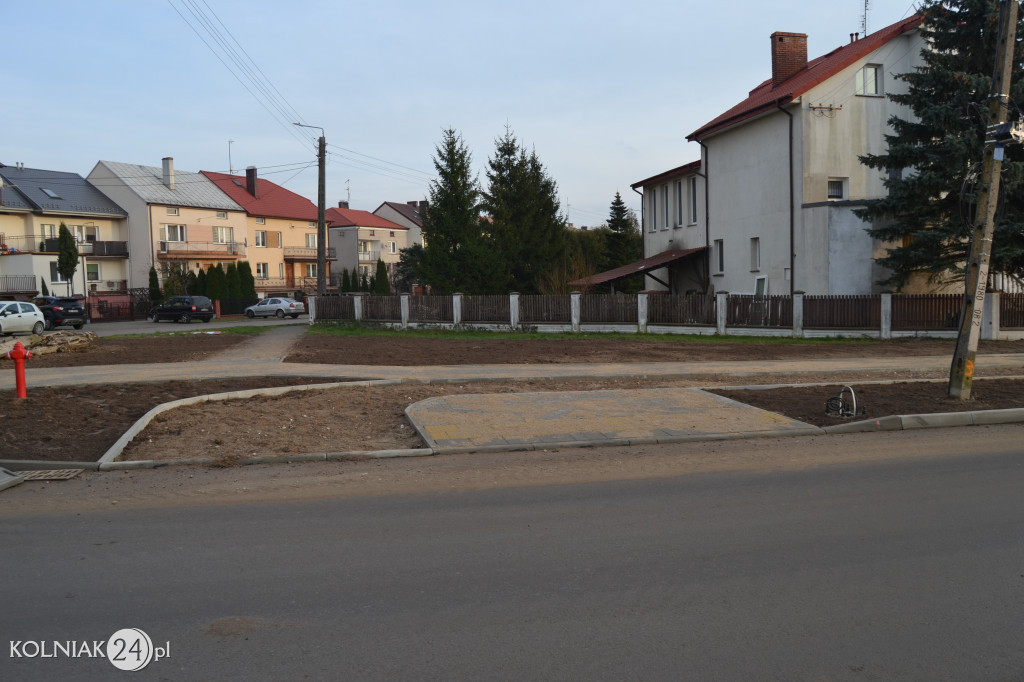 Asfalt na ulicy Konopnickiej w Kolnie (część 2.)