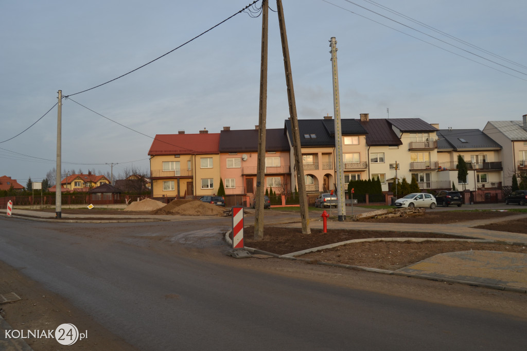 Asfalt na ulicy Konopnickiej w Kolnie (część 2.)
