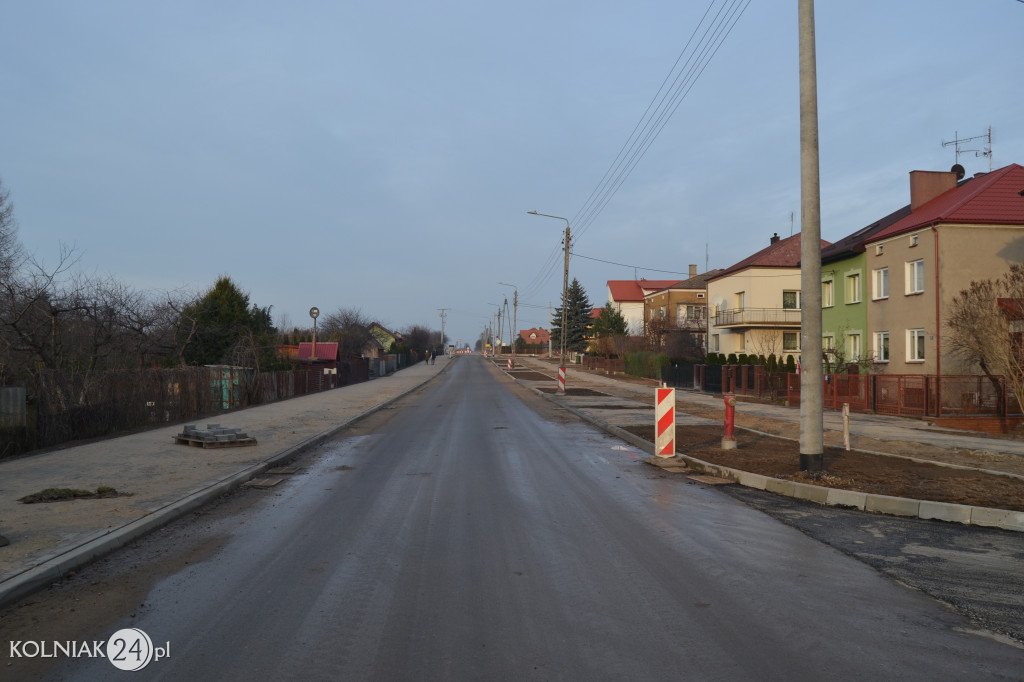 Asfalt na ulicy Konopnickiej w Kolnie (część 2.)