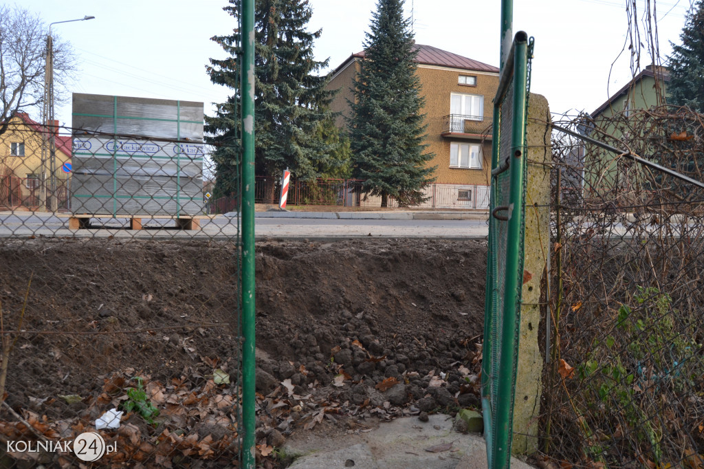 Asfalt na ulicy Konopnickiej w Kolnie (część 2.)