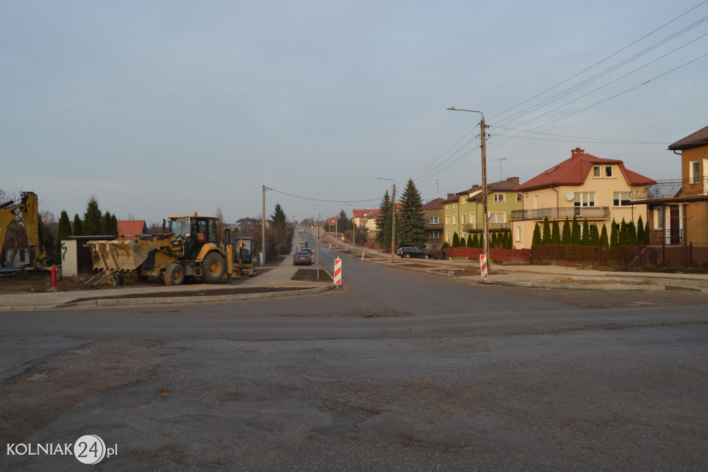 Asfalt na ulicy Konopnickiej w Kolnie (część 2.)