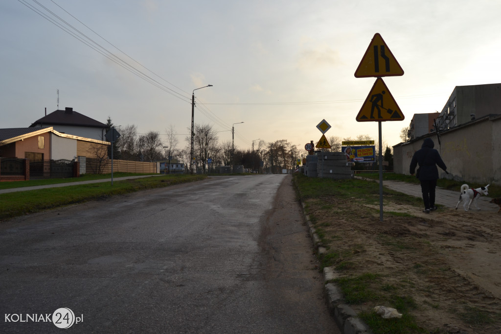 Asfalt na ulicy Konopnickiej w Kolnie (część 2.)