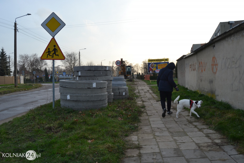 Asfalt na ulicy Konopnickiej w Kolnie (część 2.)