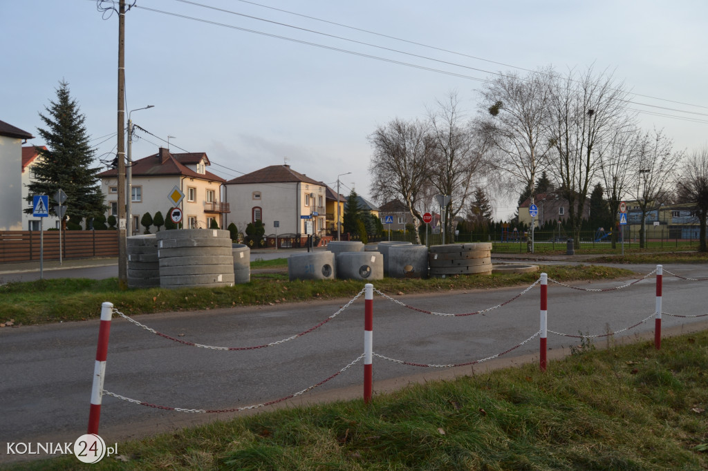 Asfalt na ulicy Konopnickiej w Kolnie (część 2.)