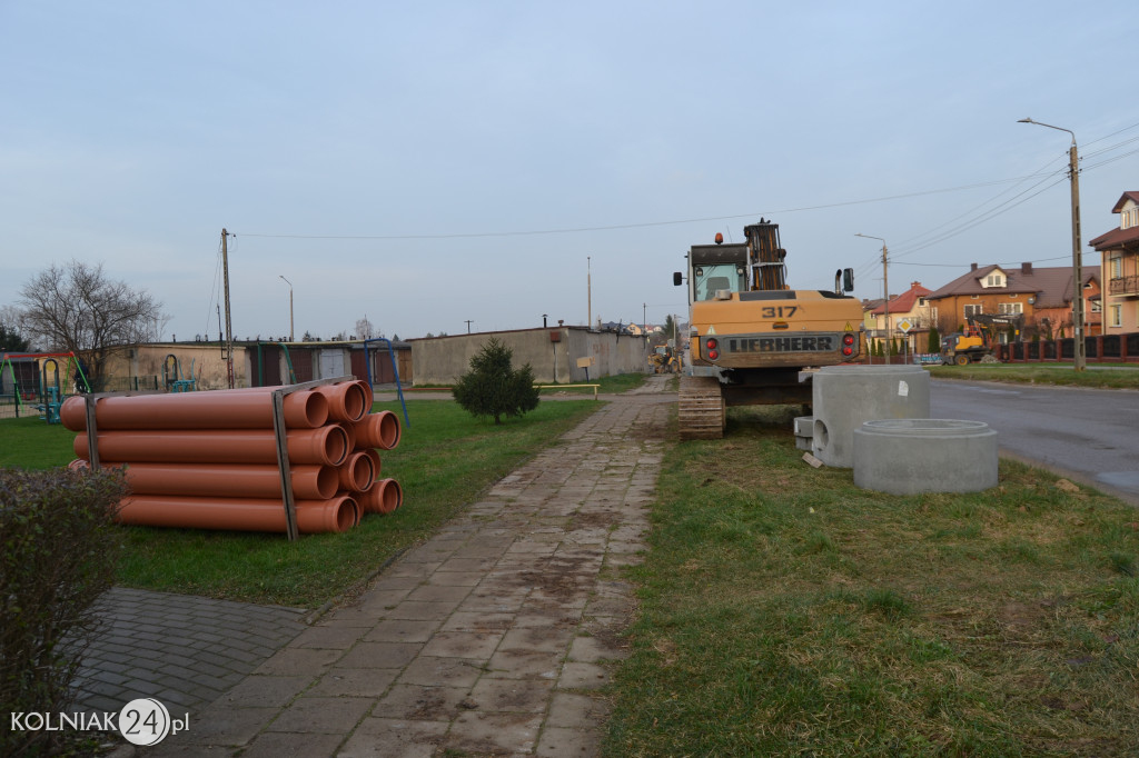 Asfalt na ulicy Konopnickiej w Kolnie (część 2.)