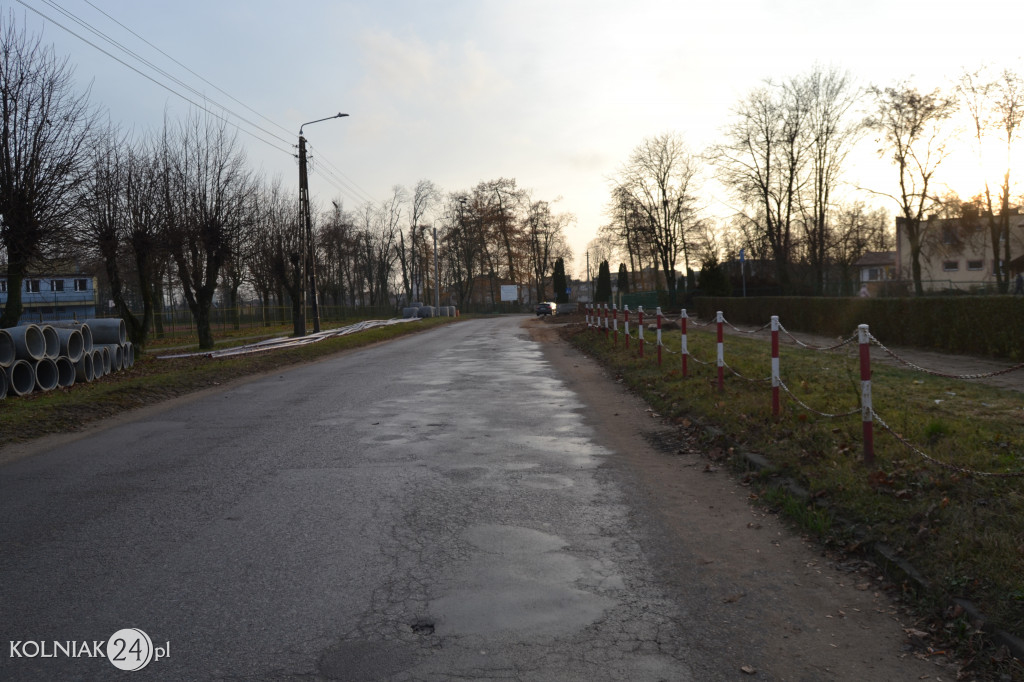 Asfalt na ulicy Konopnickiej w Kolnie (część 2.)