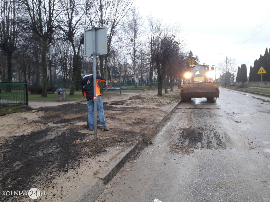 Remont chodnika przy ulicy Konopnickiej