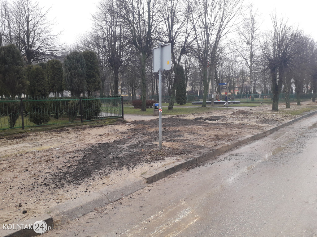 Remont chodnika przy ulicy Konopnickiej