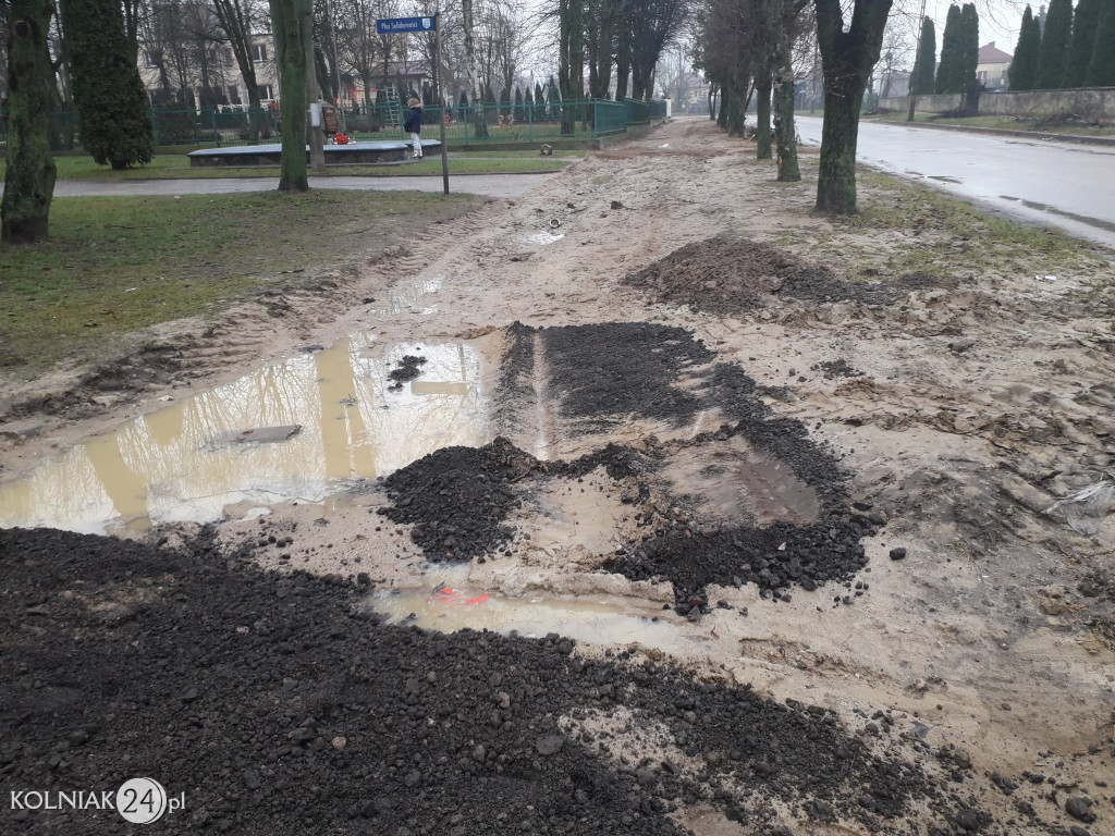 Remont chodnika przy ulicy Konopnickiej