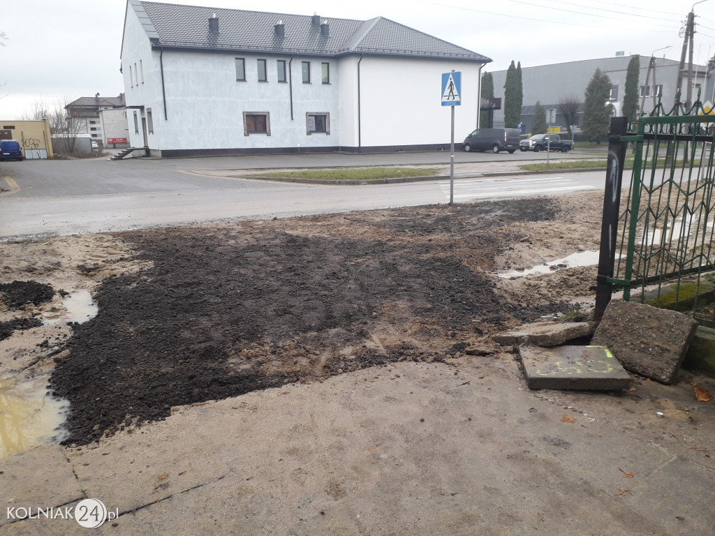 Remont chodnika przy ulicy Konopnickiej